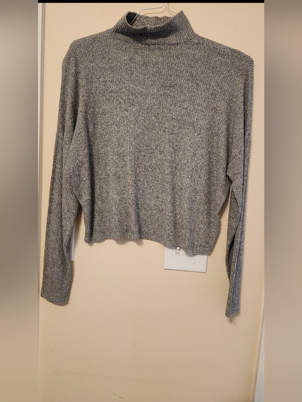 Derek Heart Gray Ribbed Mock Neck Pullover